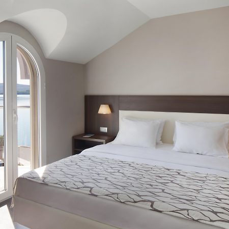 Hotel Palma Tivat Exterior photo