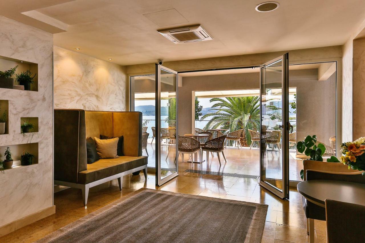 Hotel Palma Tivat Exterior photo